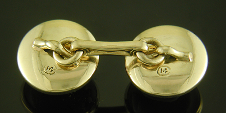 Carrington amethyst cufflinks. (J9374)
