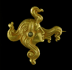 Art Nouveau brooch of woman. (J9316)