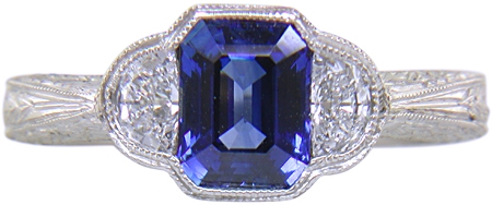 Emerald-cut saphire and half-moon diamond engraved ring. (J7241)