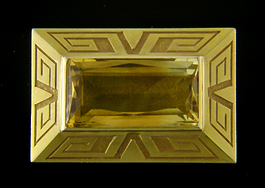 Art Deco citirne brooch. (J9067)