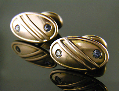 Antique diamond and sapphire cufflinks crafted in 14kt gold. (J8472)