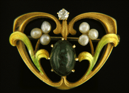 Art Nouveau brooch with a diamond, pearls and moss agate. (J5032)