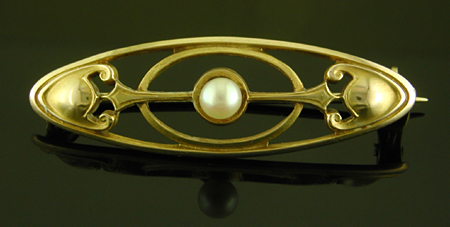 Hans Brassler pearl brooch. (J9387)