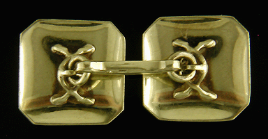Rear view of engraved 14kt gold cufflinks. (J8720)
