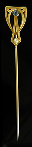 Art Nouveau sapphire and pearl stickpin. (J9313)