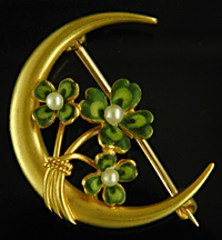Krementz clover and crescent moon brooch. (BR9567)