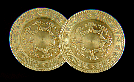 Antique 14kt yellow gold Larter cufflinks. (J6783)