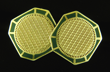  Larter 14kt yellow gold and green enamel cufflinks. (J9213)