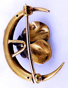 Rear of pansy and moon brooch. (J4833)