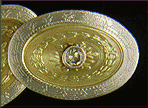 Antique platinum and gold cufflinks with diamonds. (J8827)