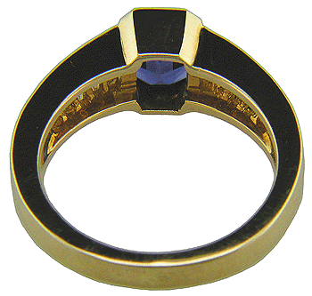 Inside view of sapphire ring in 18kt gold.