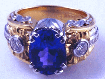 Gold and platinum ring with 5.8 carat tanzanite.