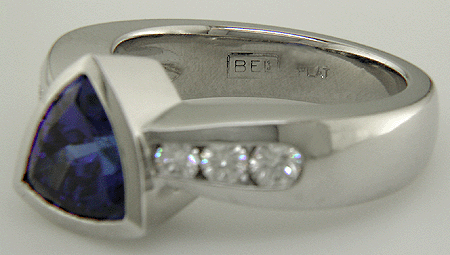 Bijoux Extraordinaire hallmark (BEL) and platinum purity mark.