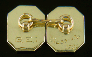 Elegant gold and black enamel cufflinks (J8797).