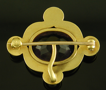 Art Nouveau amethyst and pearl brooch. (J9325)