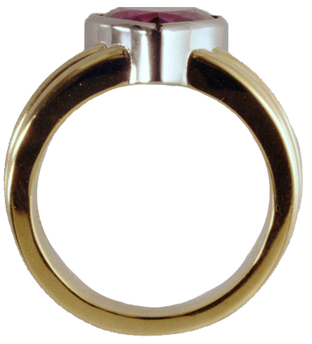 Side view of rhodolite garnet ring