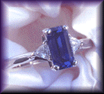A striking sapphire and platinum ring. (J3252)